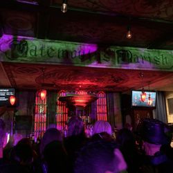 House of Blues Restaurant & Bar - The bar in the Parish room.