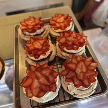 Keik - Pastries - Bakeries Near Me - Miami, Florida