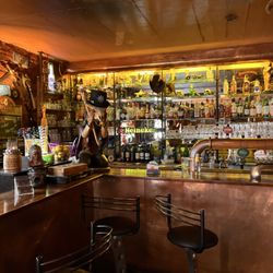 Shovel Road - bar