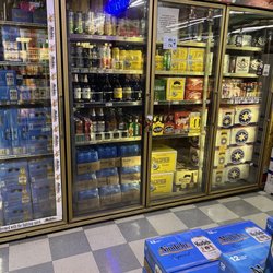 Las Lomas Market - Mexican lager