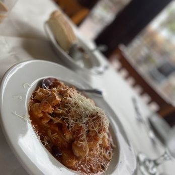 Buon Appetito Restaurant - Linguine papa pescatore - Italian Near Me - Hayward, California Buon Appetito Restaurant - Linguine papa pescatore - Italian Near Me - Hayward, California