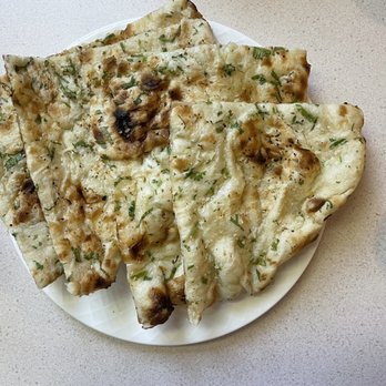 Taj Indian Cuisine - NAAAANNNN.  Garlic.  What a combo. - Indian Near Me - Westport, Connecticut