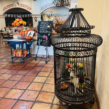 Gordito's Mexican Restaurant - a bird in a cage - Mexican Near Me - Fairfield, California Gordito's Mexican Restaurant - a bird in a cage - Mexican Near Me - Fairfield, California