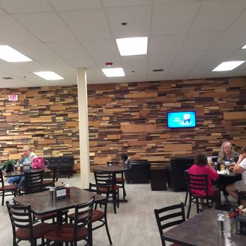 Emma's Cafe - Cool wooden wall - Breakfast & Brunch Near Me - Sterling, Massachusetts