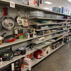 Garcia's Outlet - Kitchen stuff