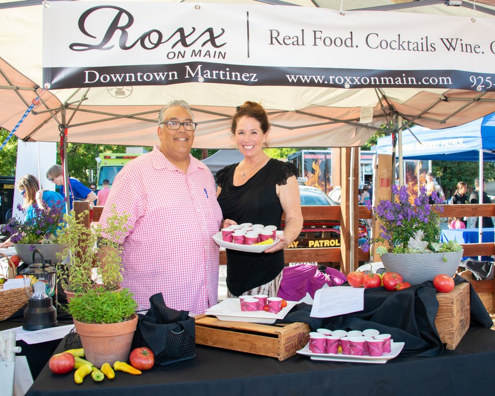 ROXX ON MAIN - Updated November 2025 - 296 Photos & 320 Reviews - 627