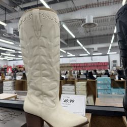DSW Designer Shoe Warehouse