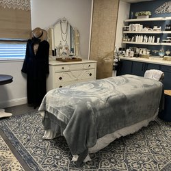 Monarch Skin Studio - Spacious and comfortable- this is where the magic happens!
