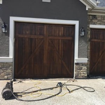 Lucky Painting - Professional Exterior painting by Lucky Painting Limited - Painters Near Me - Calgary, Alberta Lucky Painting - Professional Exterior painting by Lucky Painting Limited - Painters Near Me - Calgary, Alberta