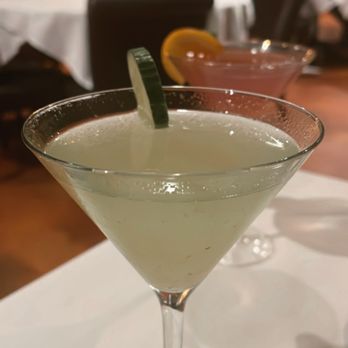 Rails Steakhouse - Steakhouses Near Me - Towaco, New Jersey