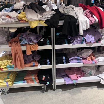 Primark - Shirts - Accessories Near Me - King of Prussia, Pennsylvania Primark - Shirts - Accessories Near Me - King of Prussia, Pennsylvania