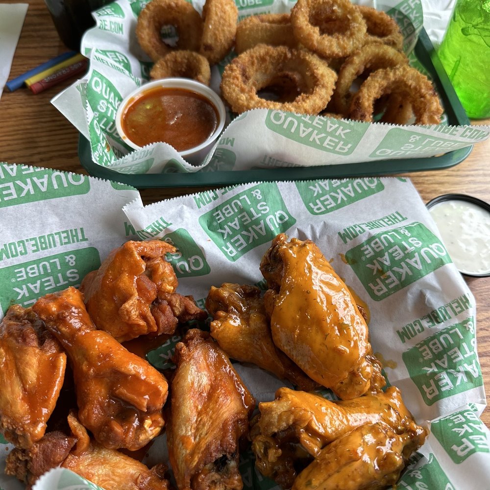 Quaker Steak & Lube - 10 Single Jumbo Bone-in Wings and  O-Rings (larger portion) - Steakhouses Near Me - Sharon, Pennsylvania