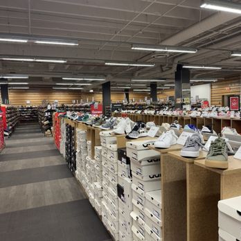 DSW Designer Shoe Warehouse - Shoes - Shoe Stores Near Me - West Covina, California