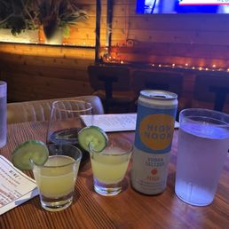 Turtle shots, high noon, wine Turtle shots, high noon, wine
