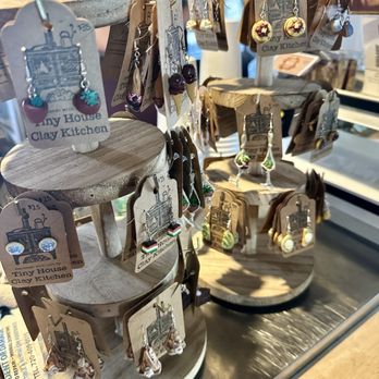 East Simpson Coffee Company - Tons of great local art available for purchase - Coffee & Tea Near Me - Lafayette, Colorado East Simpson Coffee Company - Tons of great local art available for purchase - Coffee & Tea Near Me - Lafayette, Colorado