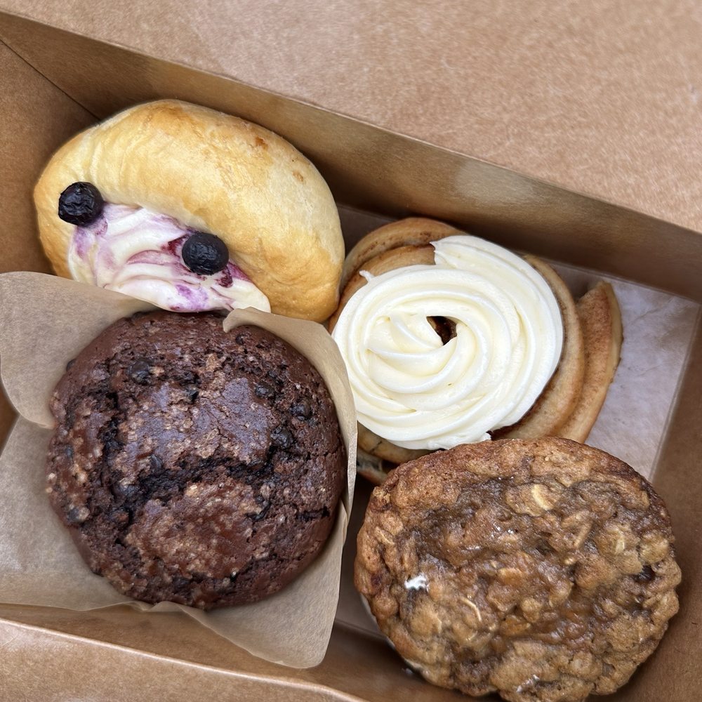 Bell Bake Shop - Bakeries Near Me - Milford, Connecticut