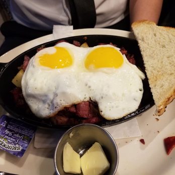 Dinerbar - It's all in the presentation. - Diners Near Me - Rego Park, New York Dinerbar - It's all in the presentation. - Diners Near Me - Rego Park, New York