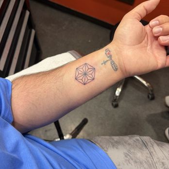 Studio 21 Tattoo Gallery - Tattoo Near Me - Las Vegas, Nevada