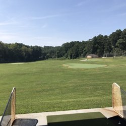 Marietta Golf Center - Artificial turf tee boxes, shaded
