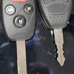 Let 'Em In Lock & Key - 2 fobs