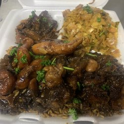 Mango's Caribbean Grill Food Truck - Jamaican Oxtail Plate
