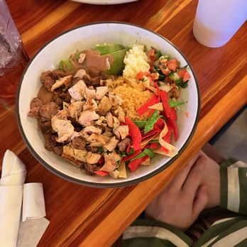 La Brisa Mexican Grill - Chicken Street Taco Bowl - Mexican Near Me - League City, Texas