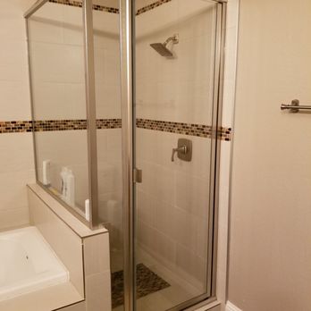 Custom Shower & Glass - Glass & Mirrors Near Me - Modesto, California Custom Shower & Glass - Glass & Mirrors Near Me - Modesto, California