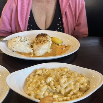 The Piper's Tavern - Mac and cheese - American Near Me - Raleigh, North Carolina The Piper's Tavern - Mac and cheese - American Near Me - Raleigh, North Carolina