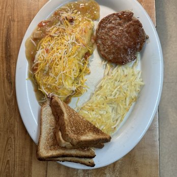 Bubbadut's Cafe - Pork green chili omelette with sausage and hash browns toast - Breakfast & Brunch Near Me - Delta, Colorado