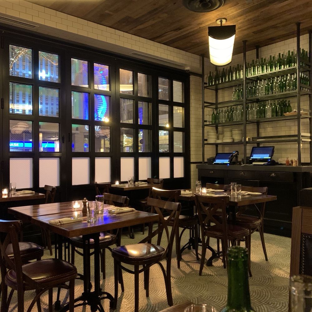 The Smith - Interior - New American Near Me - Chicago, Illinois The Smith - Interior - New American Near Me - Chicago, Illinois