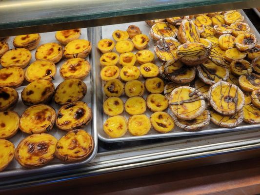 Caledonia Bakery & Pastry by null