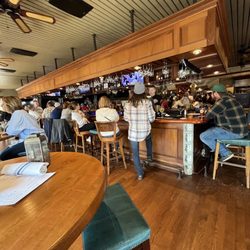 Marlin Restaurant & Bar - Bar Area