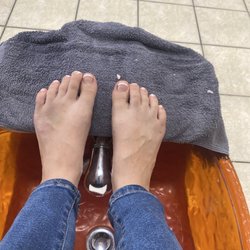 Lisa's Nail - Pedicure, they were careful with my bruise on my feet too!