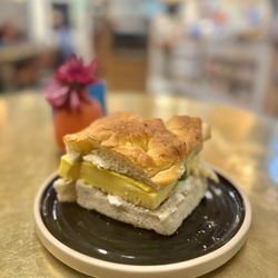 Picnic - Herbed egg sandwich