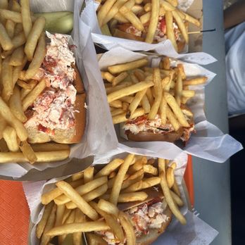 Bob's Clam Hut - lobster rolls were delicious!!! - Seafood Near Me - Kittery, Maine Bob's Clam Hut - lobster rolls were delicious!!! - Seafood Near Me - Kittery, Maine