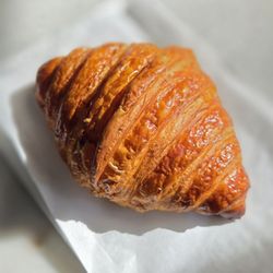 Mirabelle by Orphée - Authentic Parisian Croissant