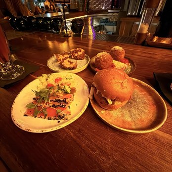 Le Grand - Breakfast & Brunch Near Me - Los Angeles, California