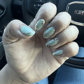 Glow Bakery & Nails - Trieu is the best! - Nail Salons Near Me - Ontario, California