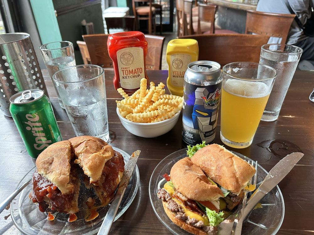 Social spots from Barrio