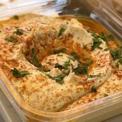 Israeli hummus - grab & go. So gooooood.
