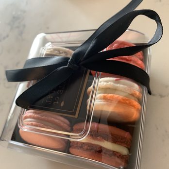 Miette et Chocolat - This is a perfect gift - Chocolatiers & Shops Near Me - Aurora, Colorado
