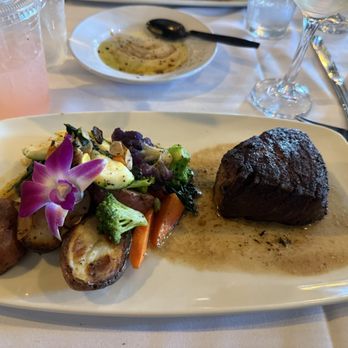 Latte Da Ristorante - Filet mignon - American Near Me - Anaheim, California Latte Da Ristorante - Filet mignon - American Near Me - Anaheim, California