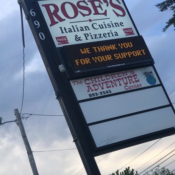 Rose's Old World Restaurant & Pizzeria - Pizza Near Me - Windham, Maine Rose's Old World Restaurant & Pizzeria - Pizza Near Me - Windham, Maine