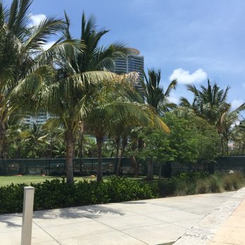 South Pointe Park - Parks Near Me - Miami Beach, Florida South Pointe Park - Parks Near Me - Miami Beach, Florida