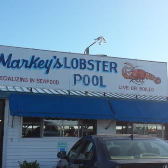 Markey's Lobster Pool - Seafood Near Me - Seabrook, New Hampshire