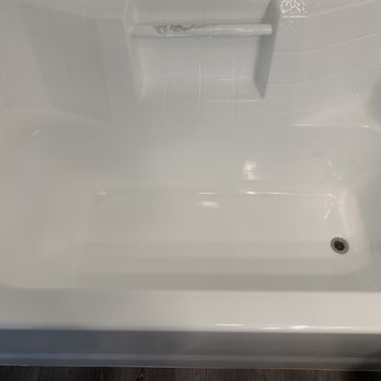 Always Refinishing - After: super white and clean. Cracks repaired. - Kitchen & Bath Near Me