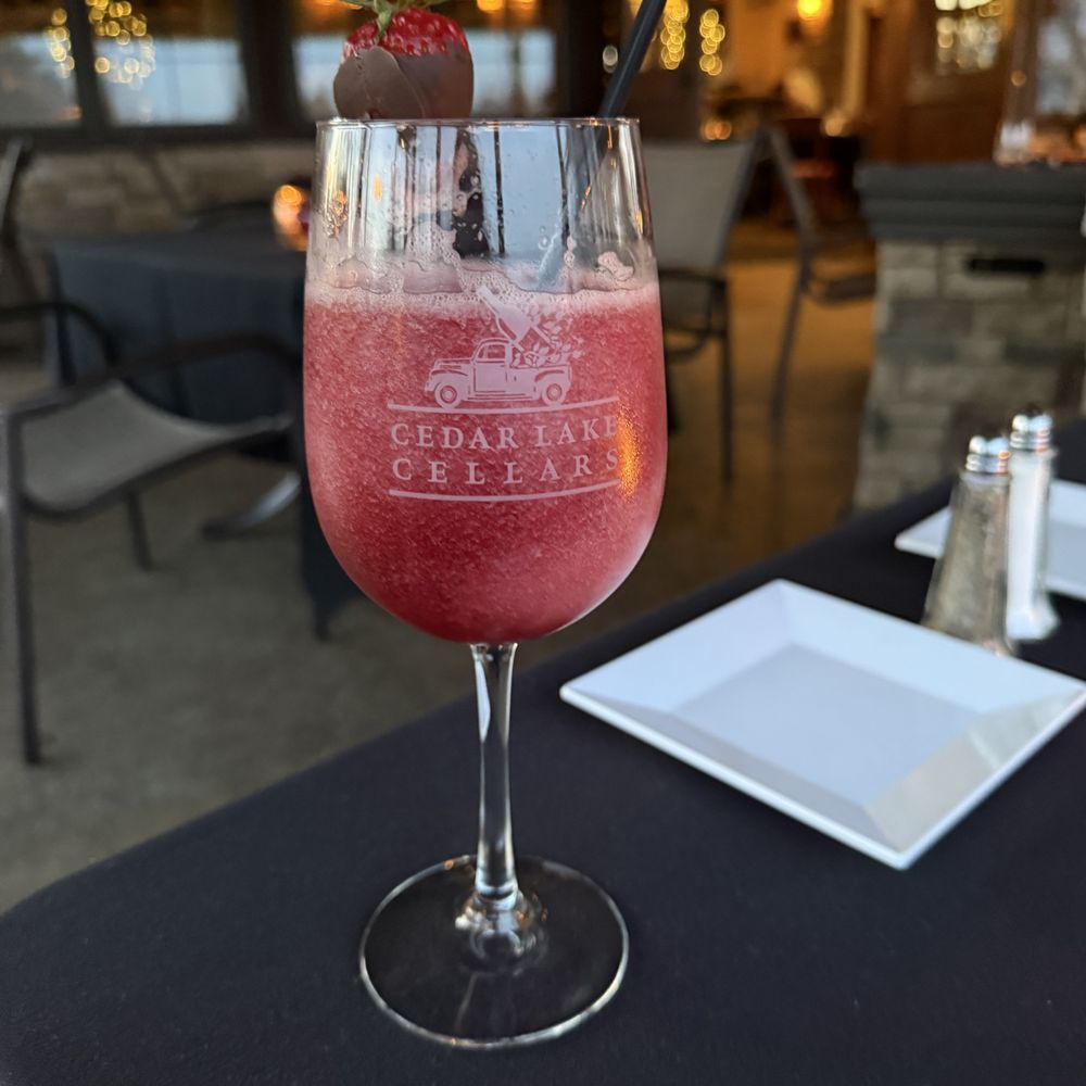 Cedar Lake Cellars - Chocolate Strawberry Wine Slushie - Venues & Event Spaces Near Me - Wright City, Missouri
