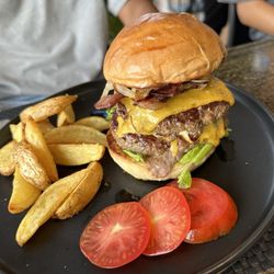 Smoke Bar and Restaurant
