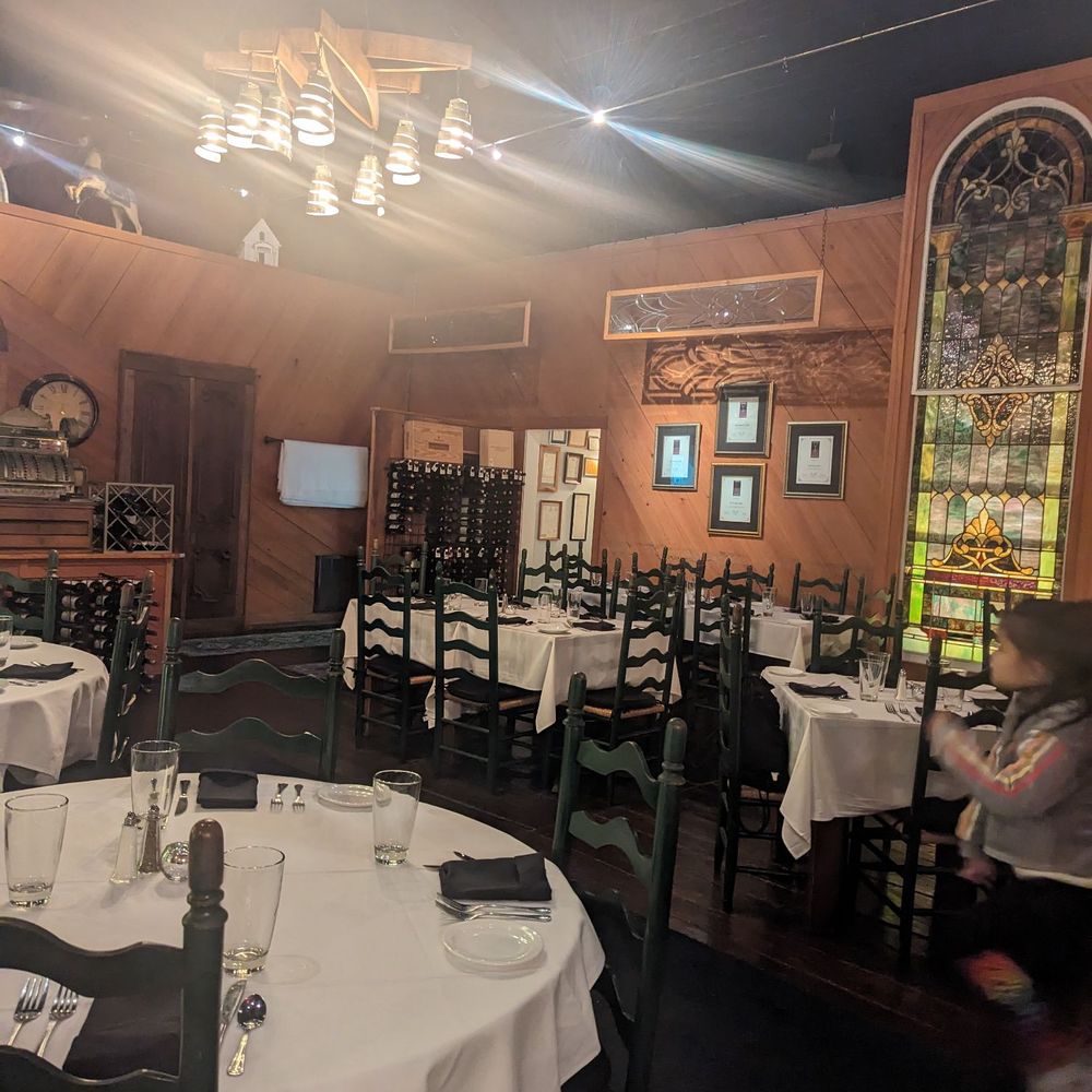 The Parson's Table - Beautiful dining room - Steakhouses Near Me - Little River, South Carolina The Parson's Table - Beautiful dining room - Steakhouses Near Me - Little River, South Carolina