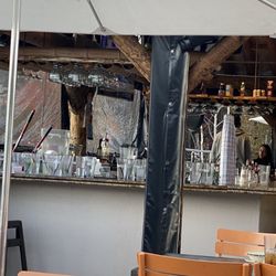 Loco Burro Fresh Mex Cantina - Bar unkept